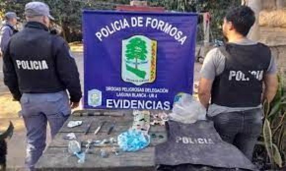 Clorinda: La policía allanó vivienda para desarticualr venta de estupefacientes