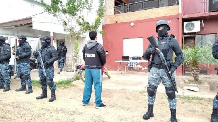 Efectivos de la Dirección de Drogas y del Grupo de Intervenciones Especiales  desarticuló centro de distribución de estupefacientes